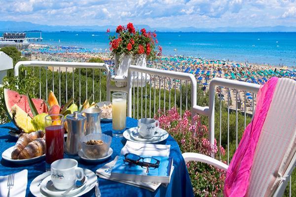 Hotel Playa 비비오네 외부 사진